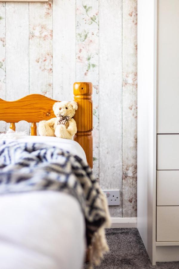 Perfect For Contractors - Canterbury - Free Parking - Ultra Wifi Екстер'єр фото