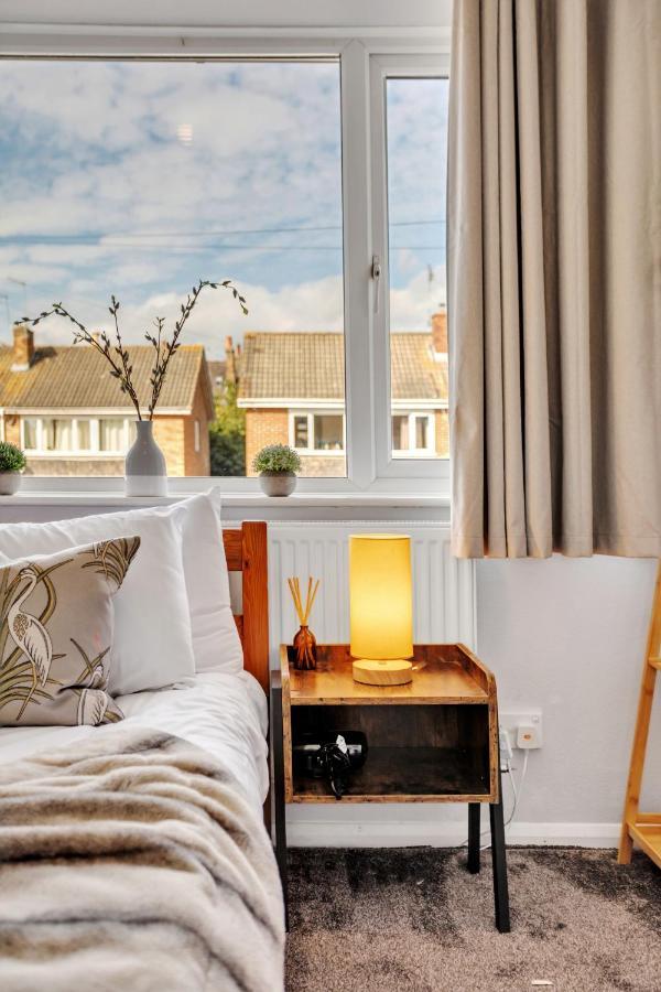 Perfect For Contractors - Canterbury - Free Parking - Ultra Wifi Екстер'єр фото
